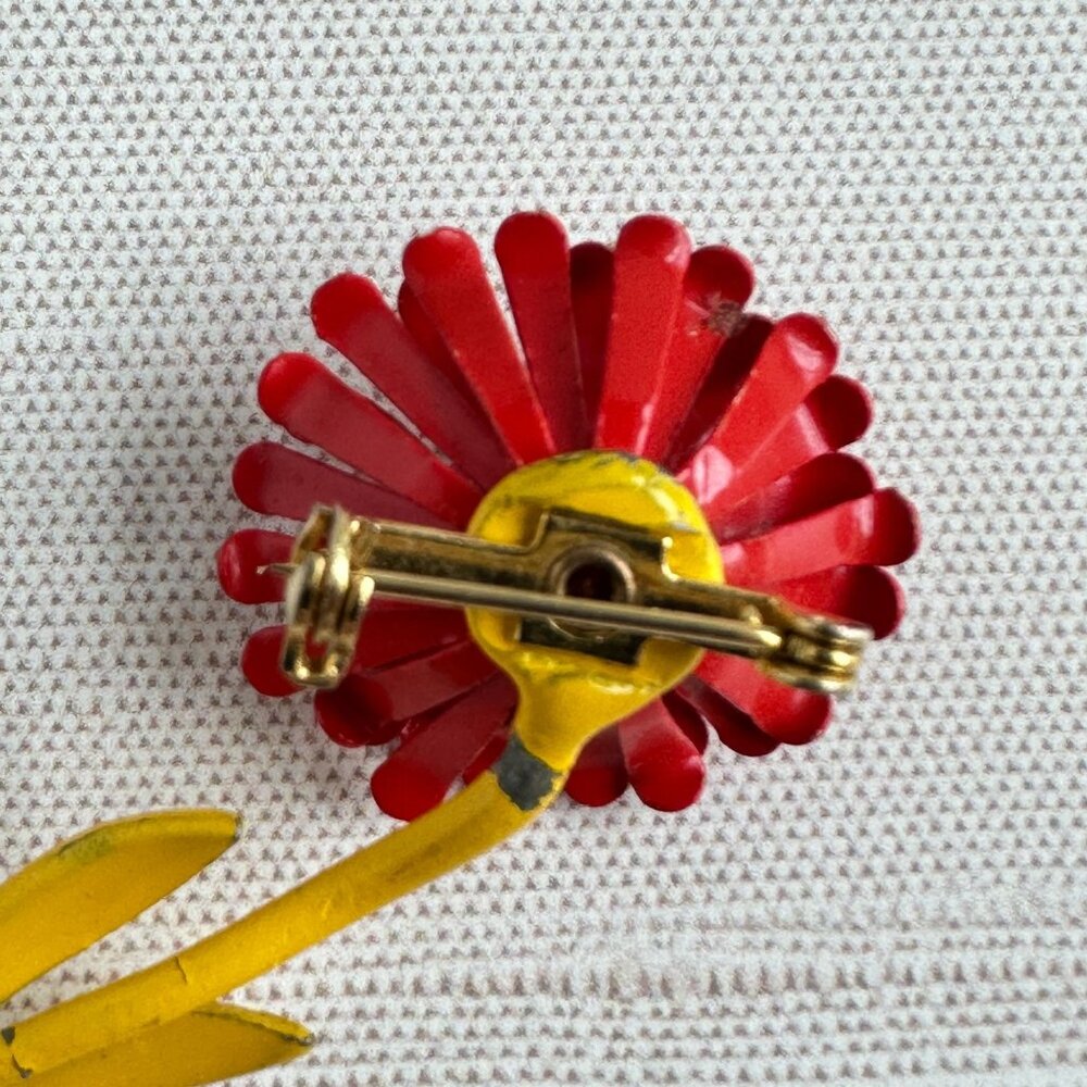 Vintage Red & Yellow Enamel Flower Brooch Pin 2.75" Retro Floral Jewelry - Picture 3 of 6